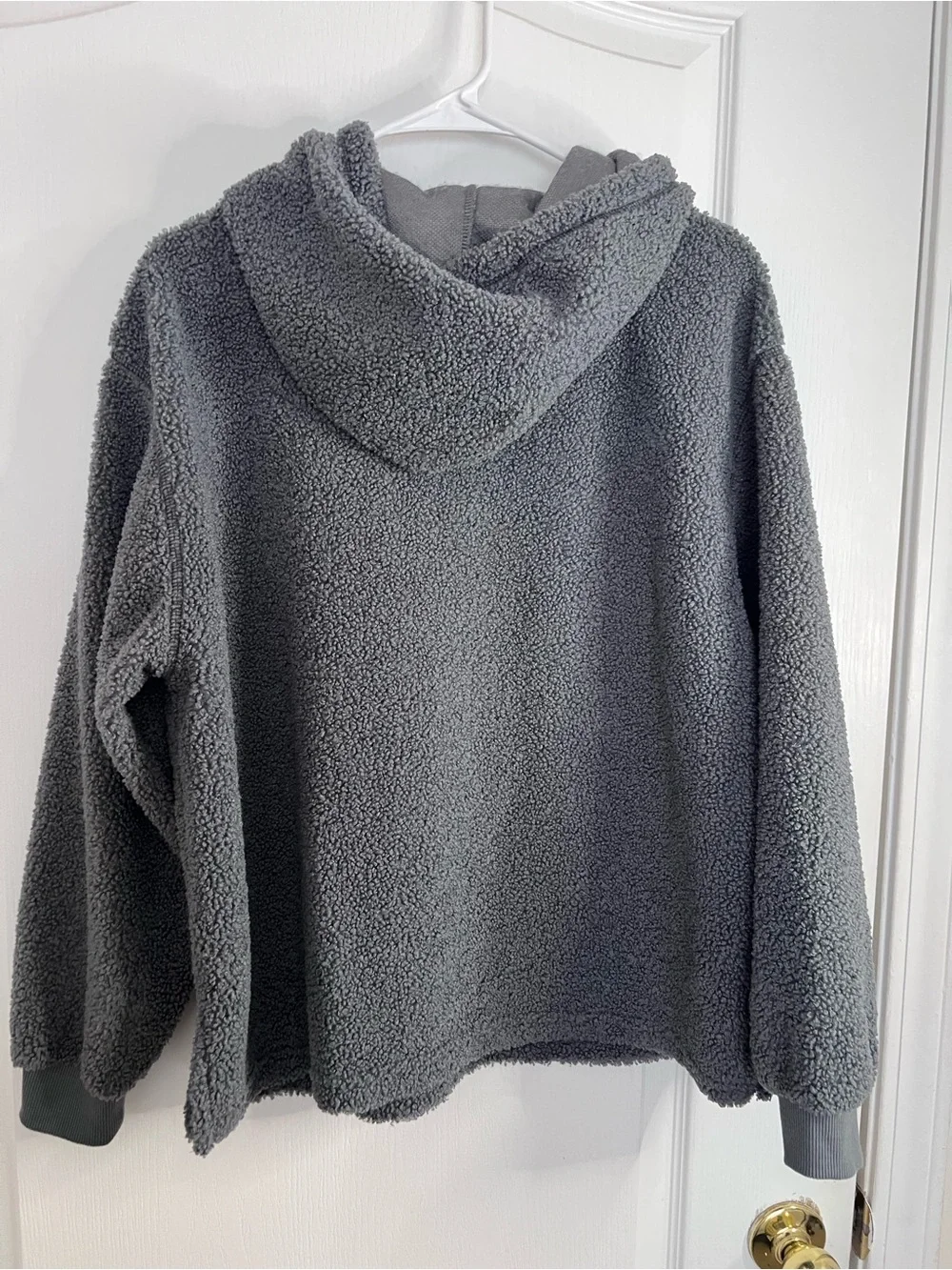 ASOS DESIGN Cozy Sherpa Hoodie in Charcoal Gray size 10